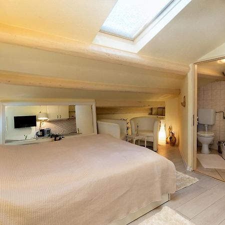 Duplex Apartment Camelia In Charming Old Town Rovinj Luaran gambar