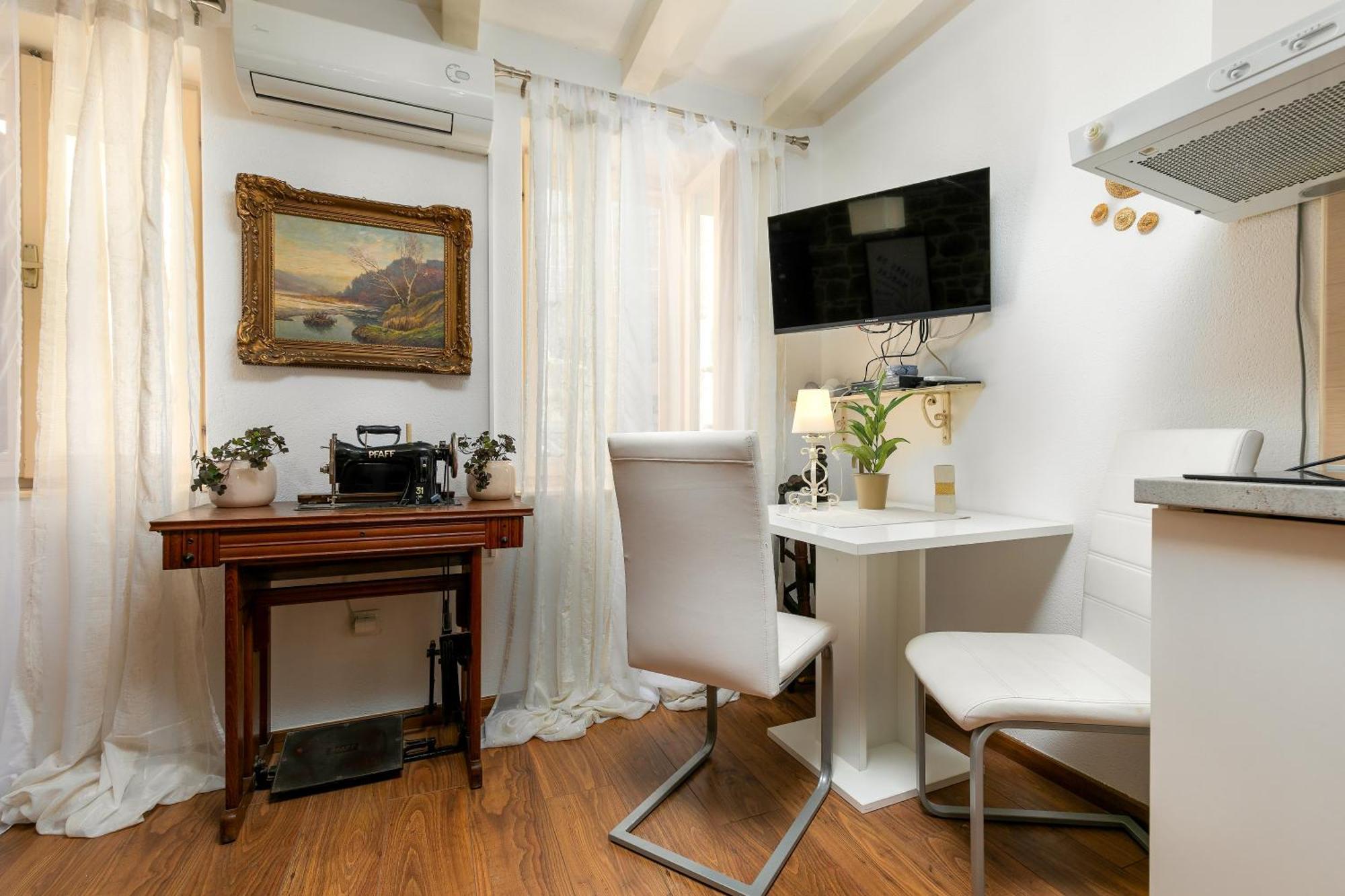 Duplex Apartment Camelia In Charming Old Town Rovinj Luaran gambar
