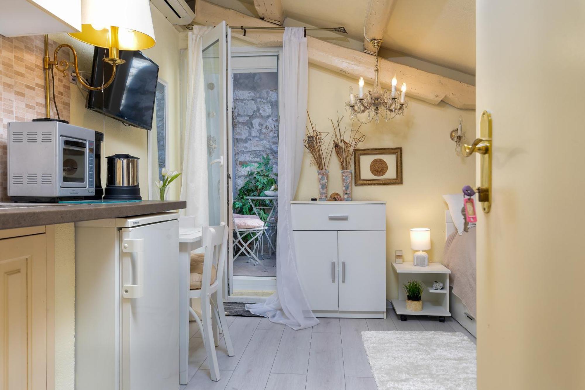 Duplex Apartment Camelia In Charming Old Town Rovinj Luaran gambar