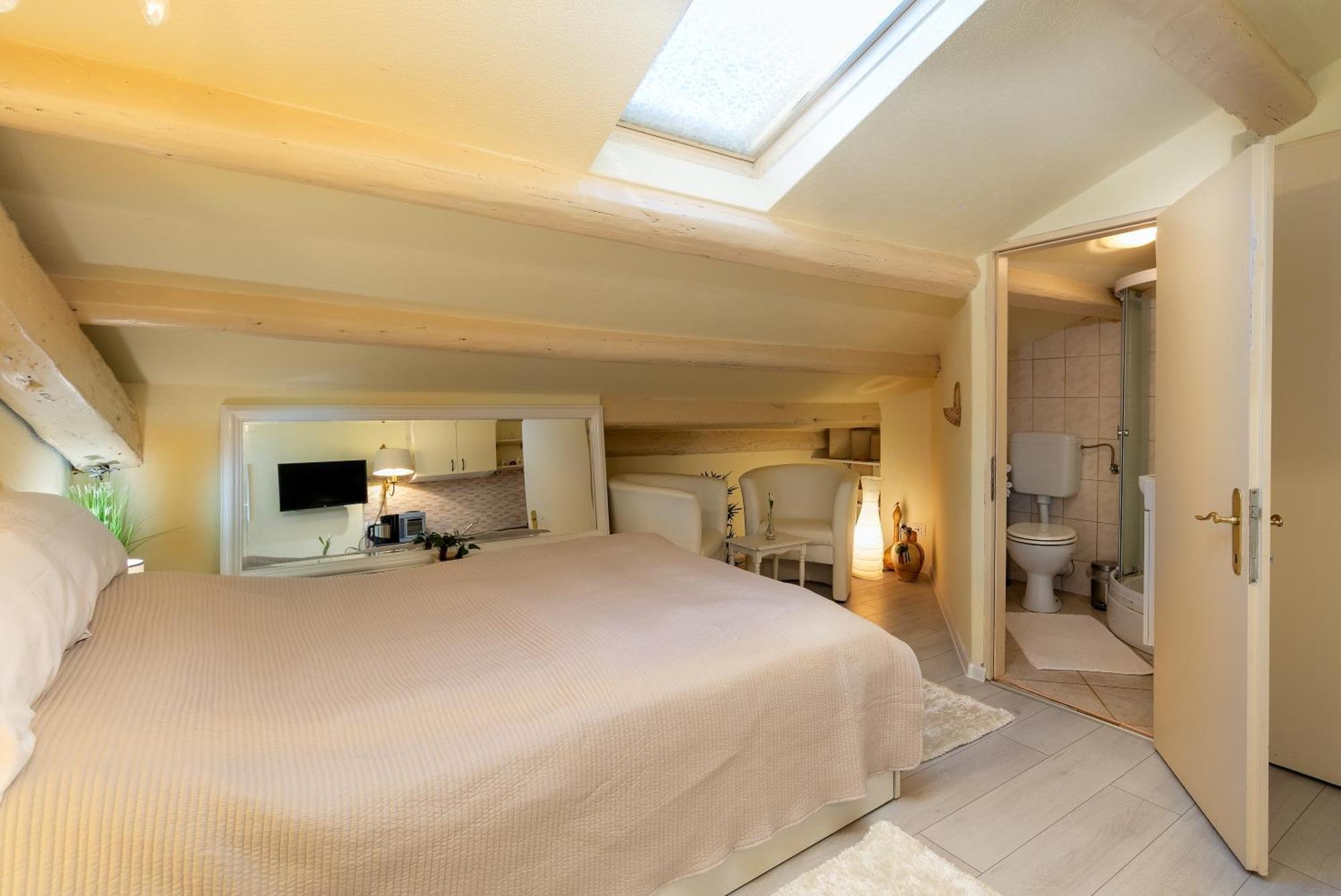 Duplex Apartment Camelia In Charming Old Town Rovinj Luaran gambar