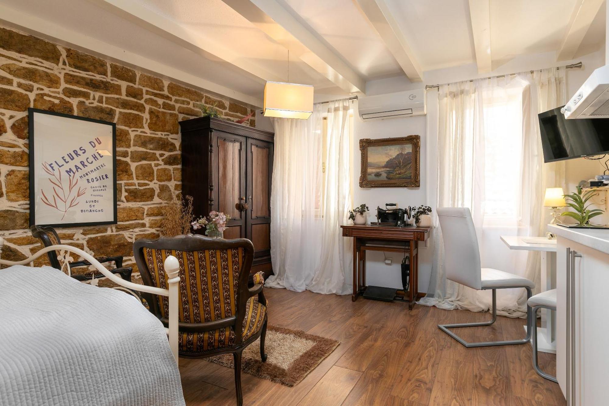 Duplex Apartment Camelia In Charming Old Town Rovinj Luaran gambar