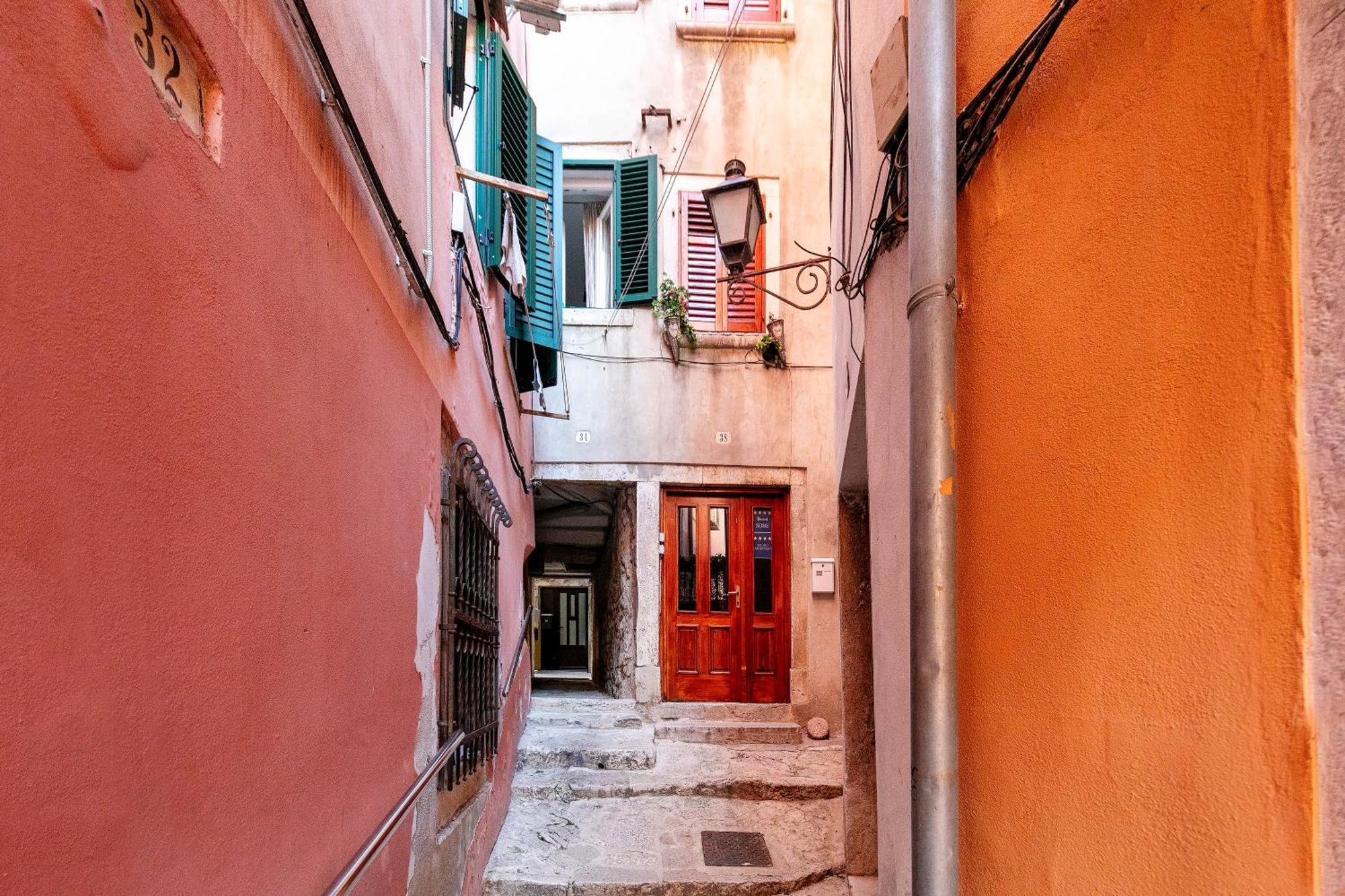 Duplex Apartment Camelia In Charming Old Town Rovinj Luaran gambar