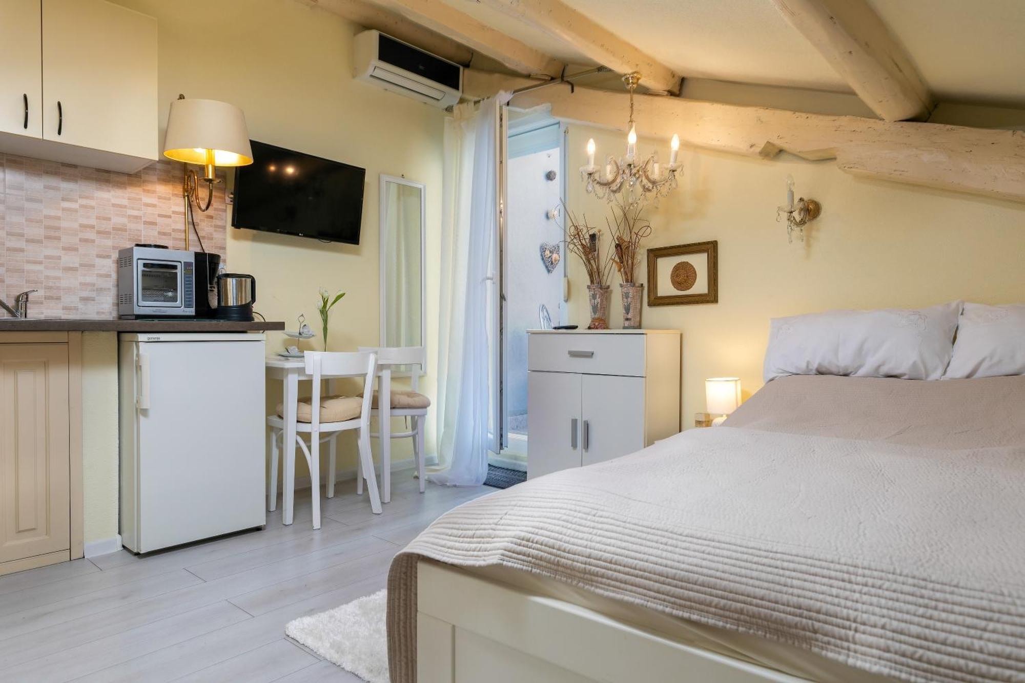 Duplex Apartment Camelia In Charming Old Town Rovinj Luaran gambar
